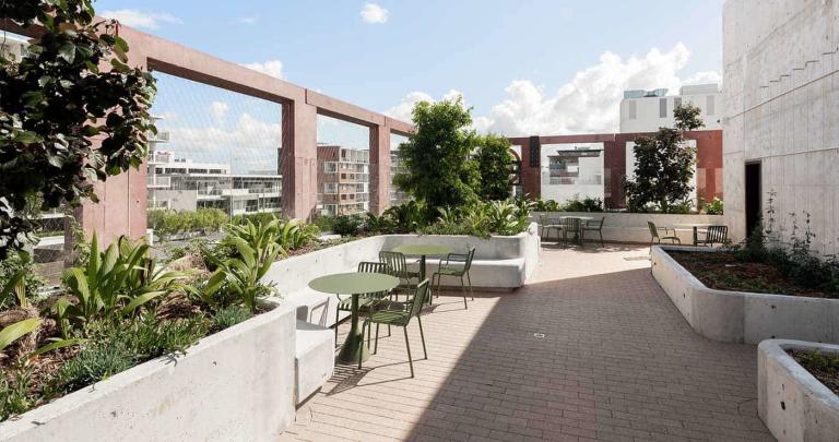 Single Bedroom – 6 Share Apt in Mascot 2