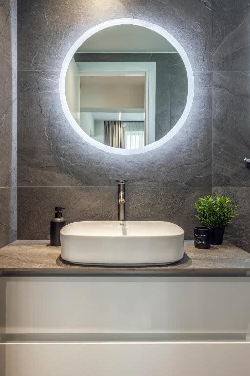 Raise Porta Nuova One-Bedroom Apartments in Iraklio 2