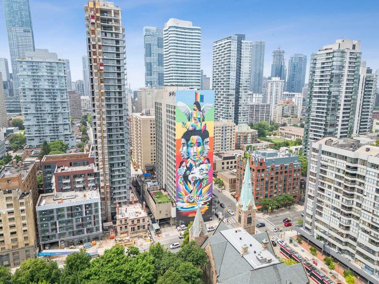 1- Bedroom in Toronto 4