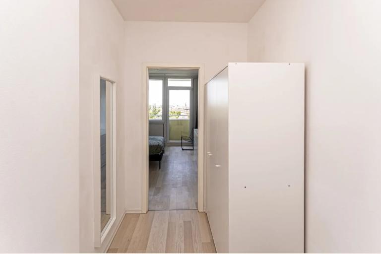 Cozy studio in Berlin 5