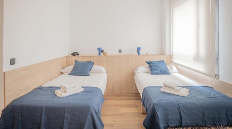 Single in Madrid 5