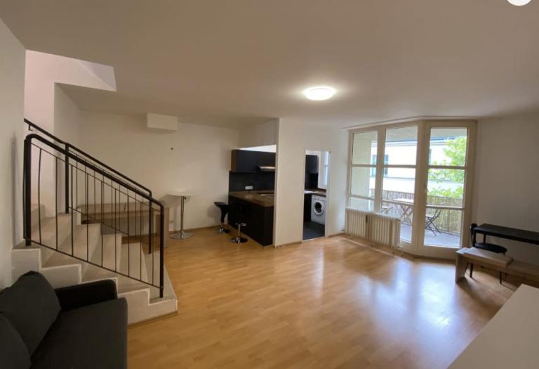 Student Studio with balcony near S-Halensee in Berlin 3