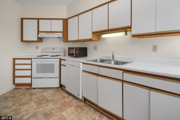 1-Bedroom Apartment in Ithaca 4