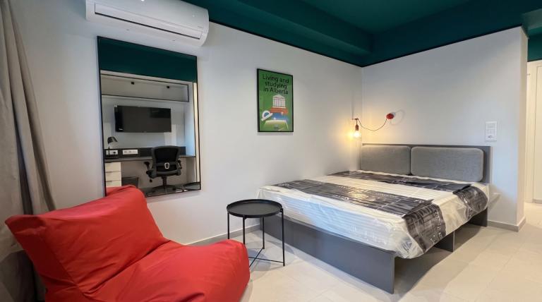 Siri Flat 210 in Athina 5