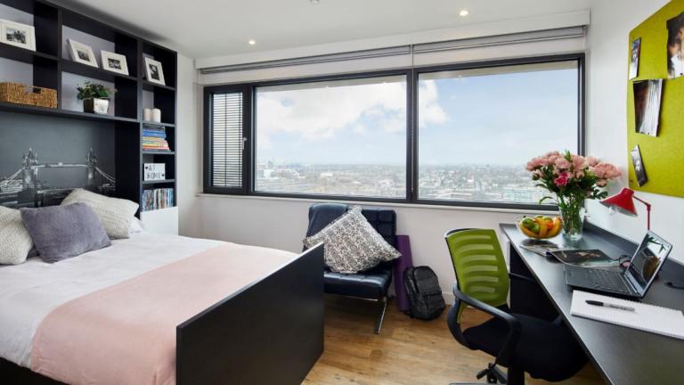 Studio Apartment in London 5
