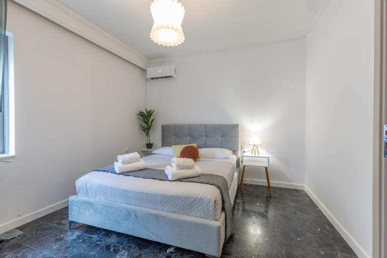 Apartment in Glifada 3