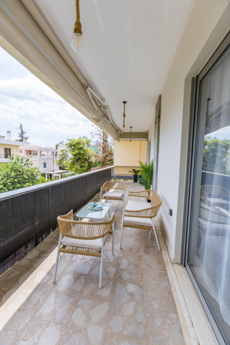 Apartment in Glifada 4