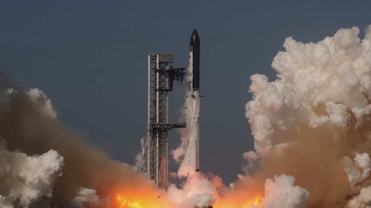 SpaceX Targets $75 Billion in Record IPO