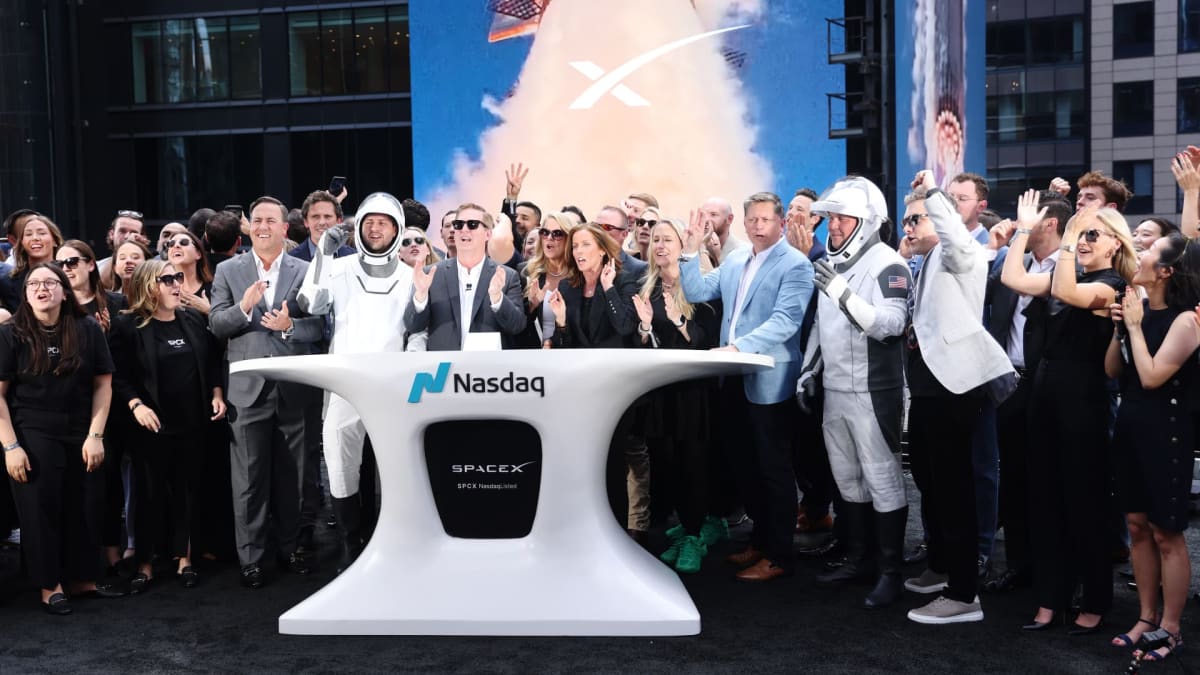 SpaceX IPO Breaks Records, Musk Hits Trillion-Dollar Milestone