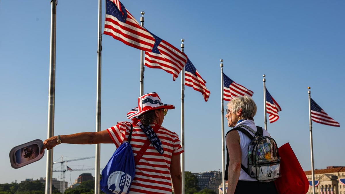 Extreme Heat Dome Threatens July 4 Celebrations, Power Grids