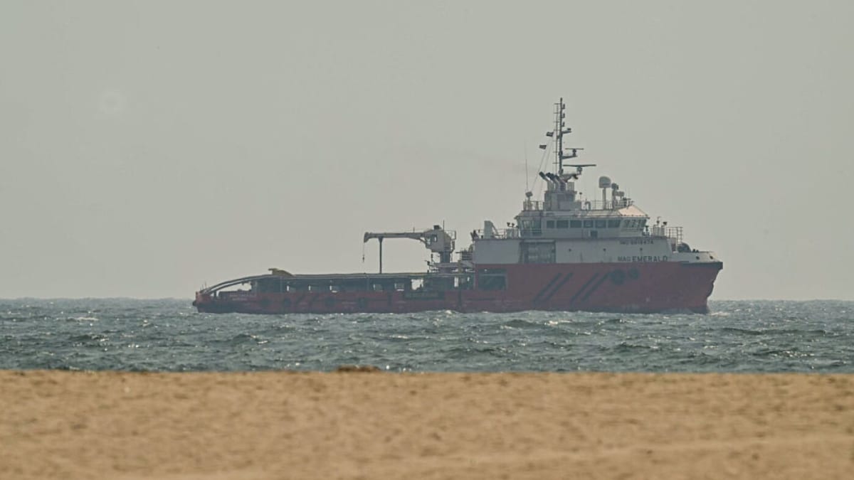 U.S. Begins Enforcing Naval Blockade on Iran