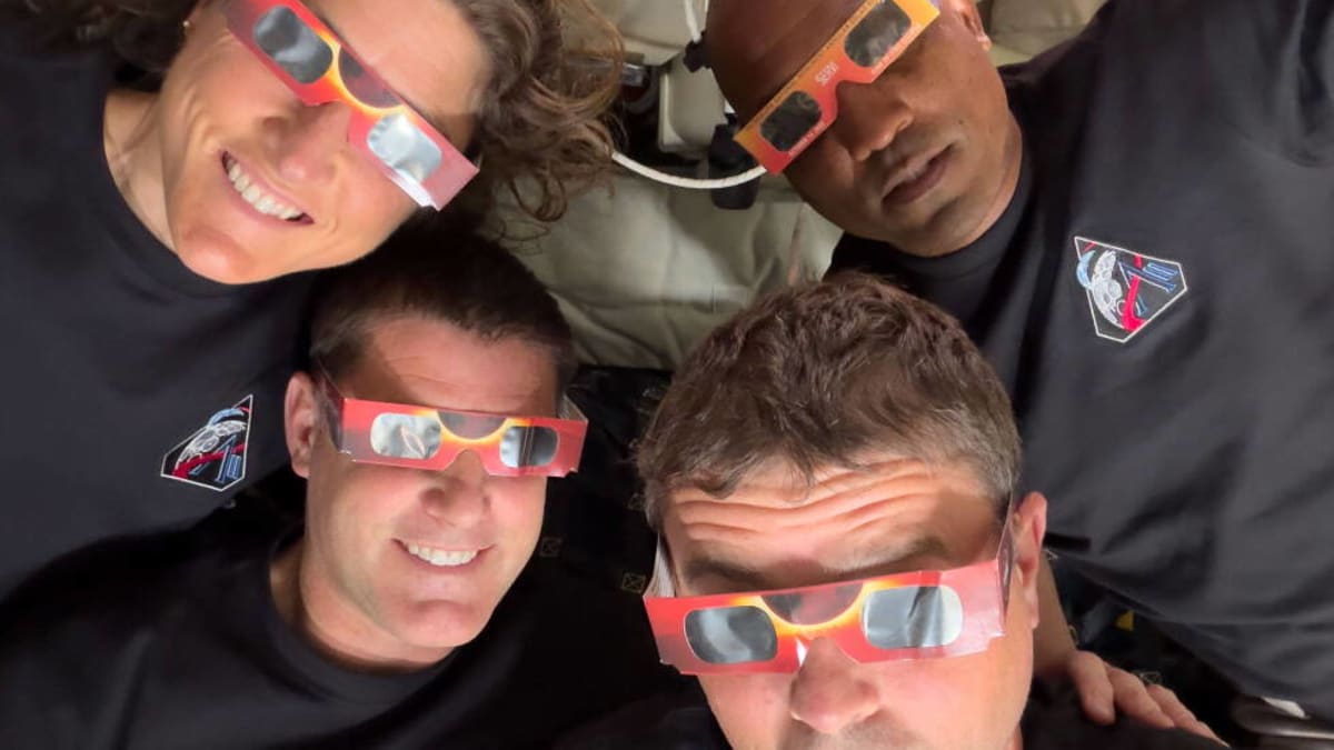 Total Solar Eclipse Darkens Greenland, Iceland, and Spain