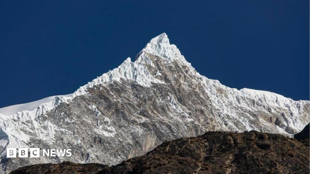 Nepal-Tibet Glacial Flood Kills 270, Leaves 1,400 Missing