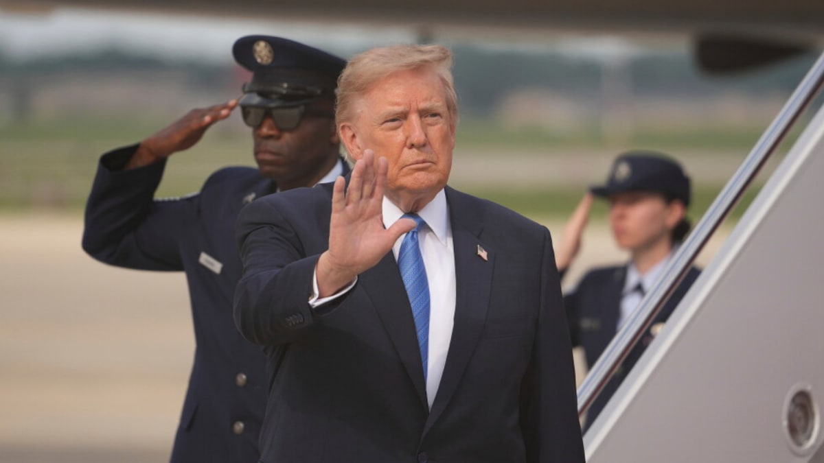 Trump Announces Deal for Venezuela's 65 Billion Oil Barrels