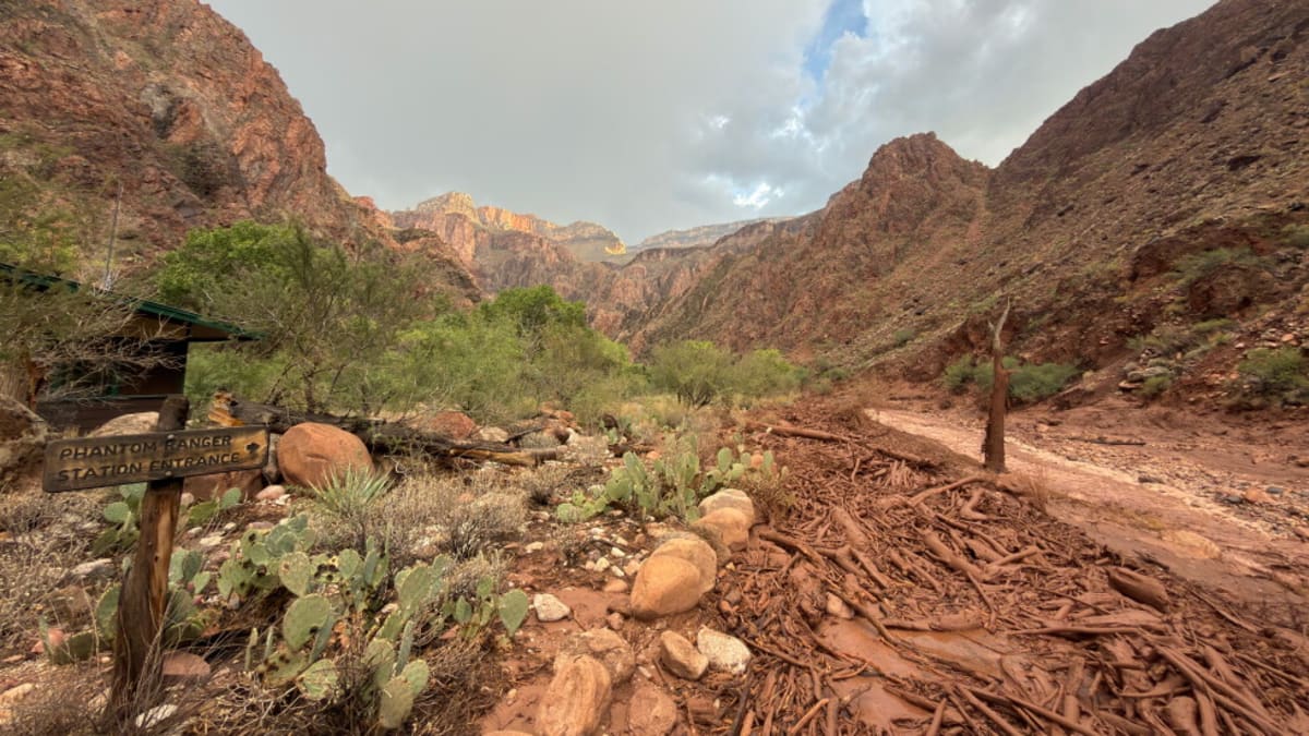 Grand Canyon Flash Flood Kills One, 15 Missing