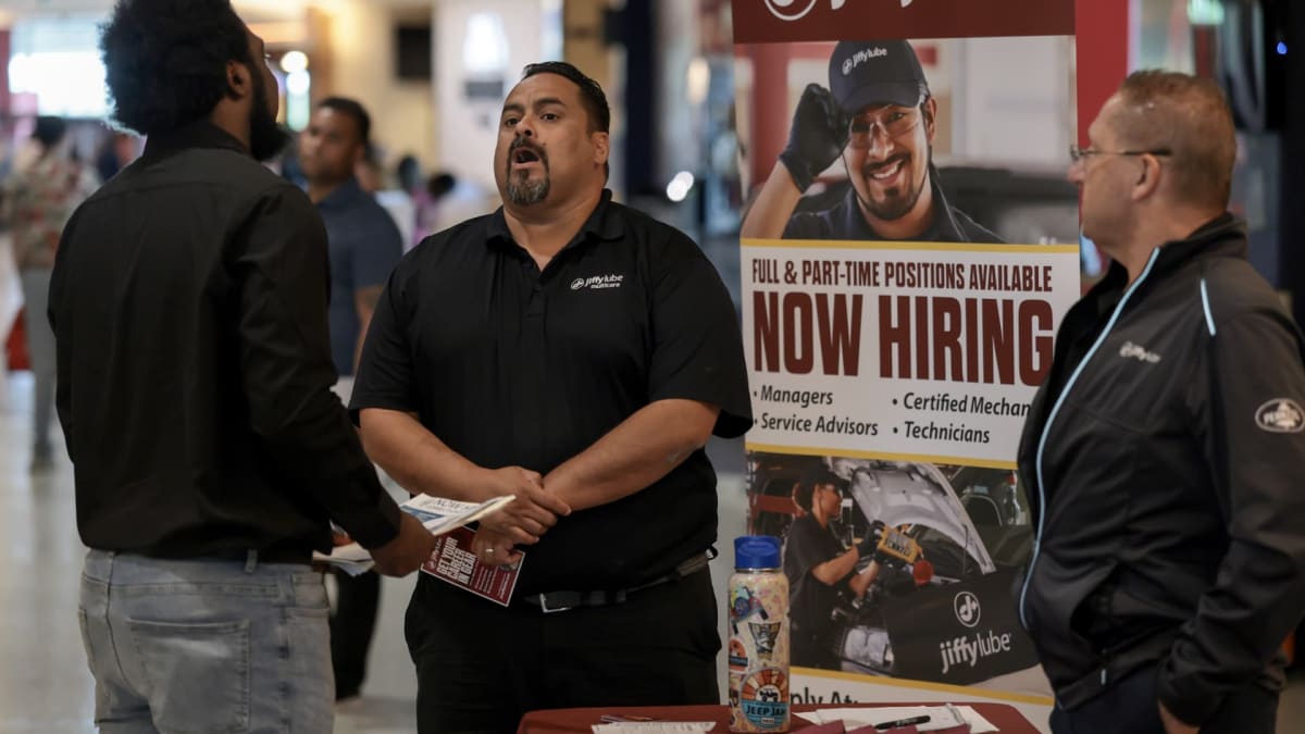 September Jobs Report Lands as Bond Rout Deepens