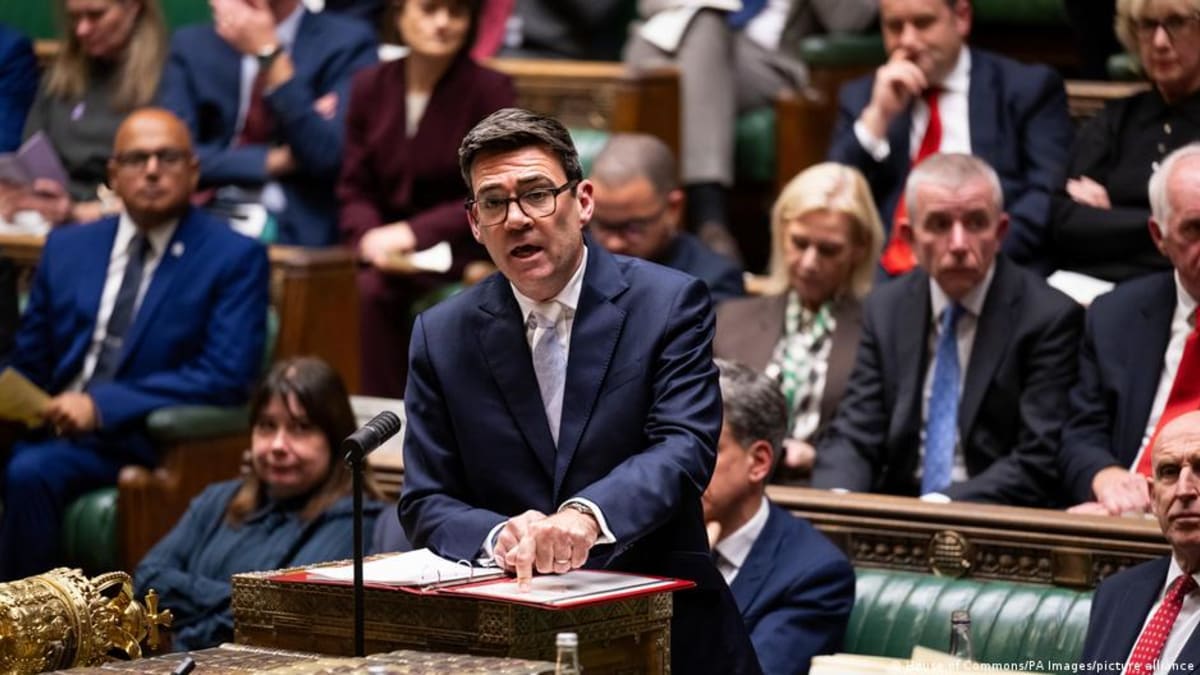 UK Blames Iran's Revolutionary Guard for U.S. Base Plot