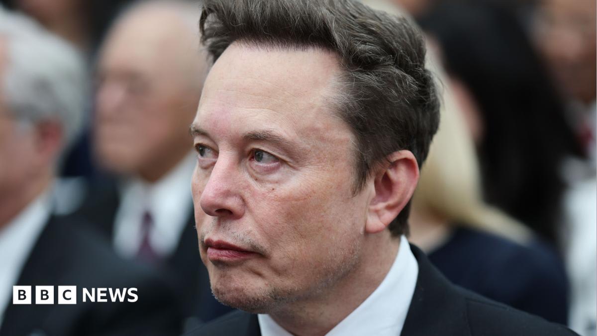 Musk Confirms SpaceX Throttled Ukraine's Starlink Access