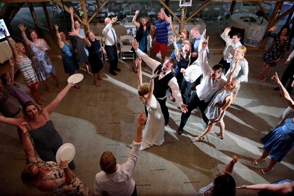 dance party at wedding