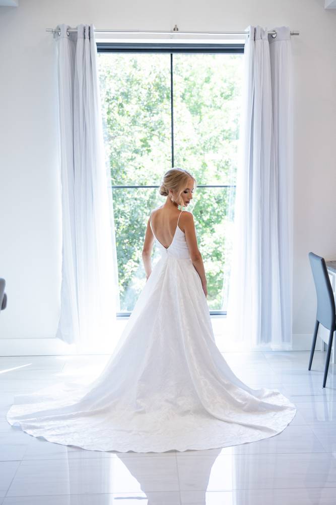 bride in changing room at Osage House