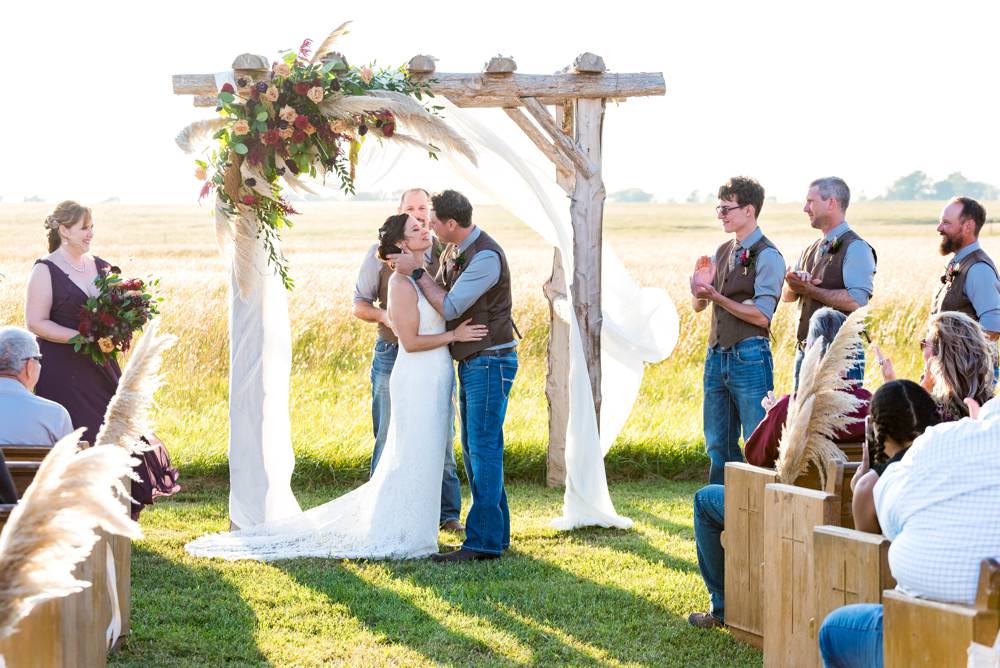 outdoor wedding ceremony at the Lodge at Rock Creek
