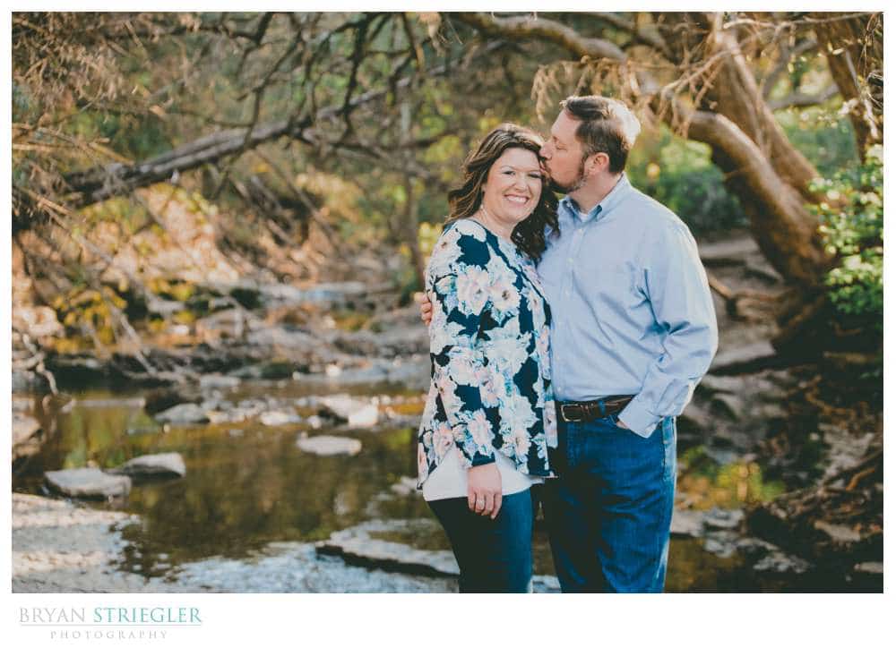 using a creek for engagement photos