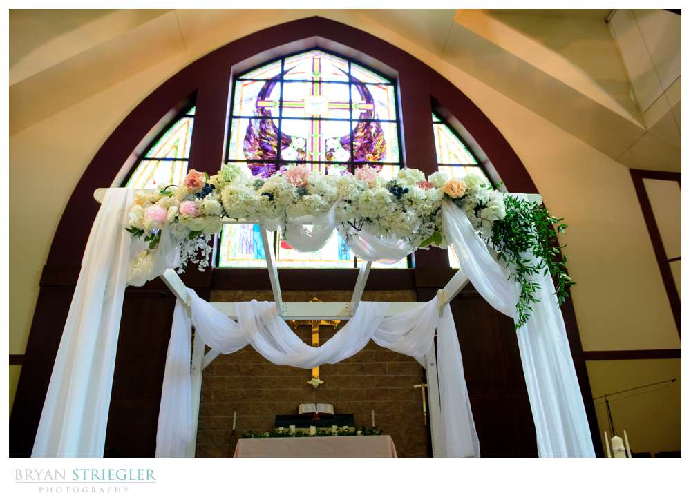 wedding flowers for the ceremony