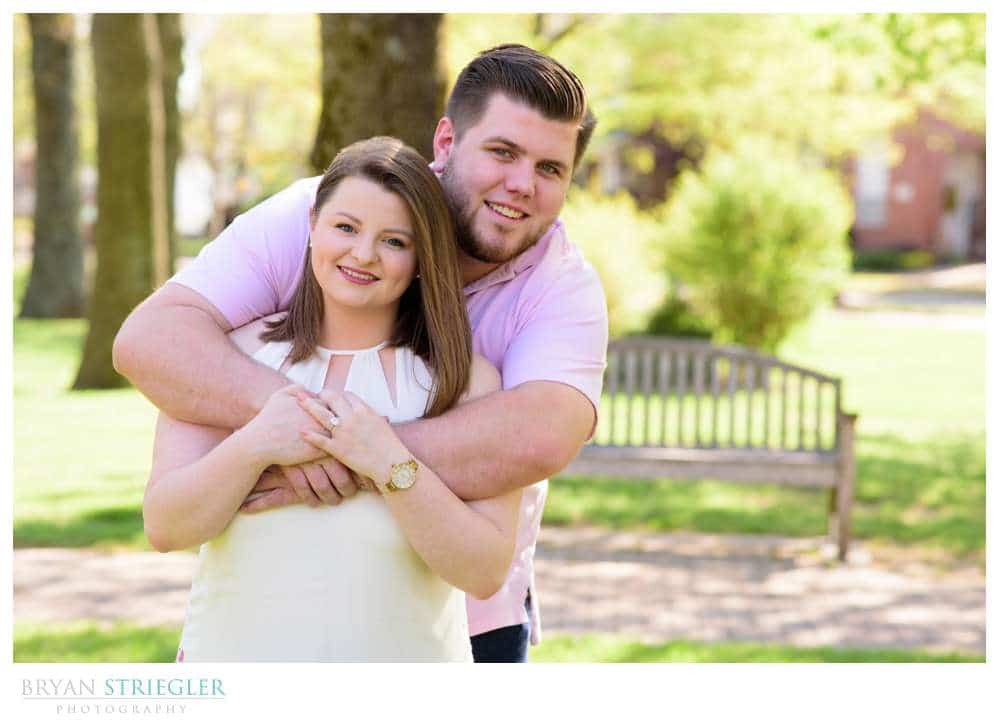 engagement photos in a park