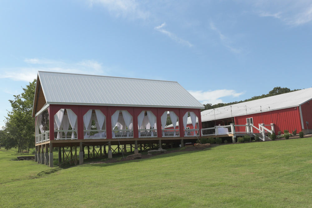 outdoor wedding ceremony at Sassafras