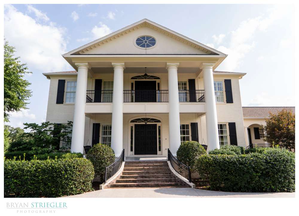 front of Autumn's Ridge wedding venue