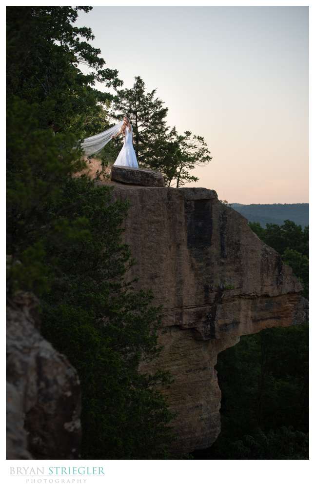 bridal portraits at bluff at Devil's Den