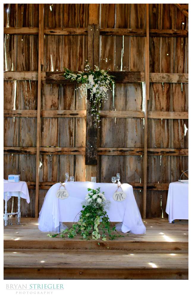 head wedding table with cross