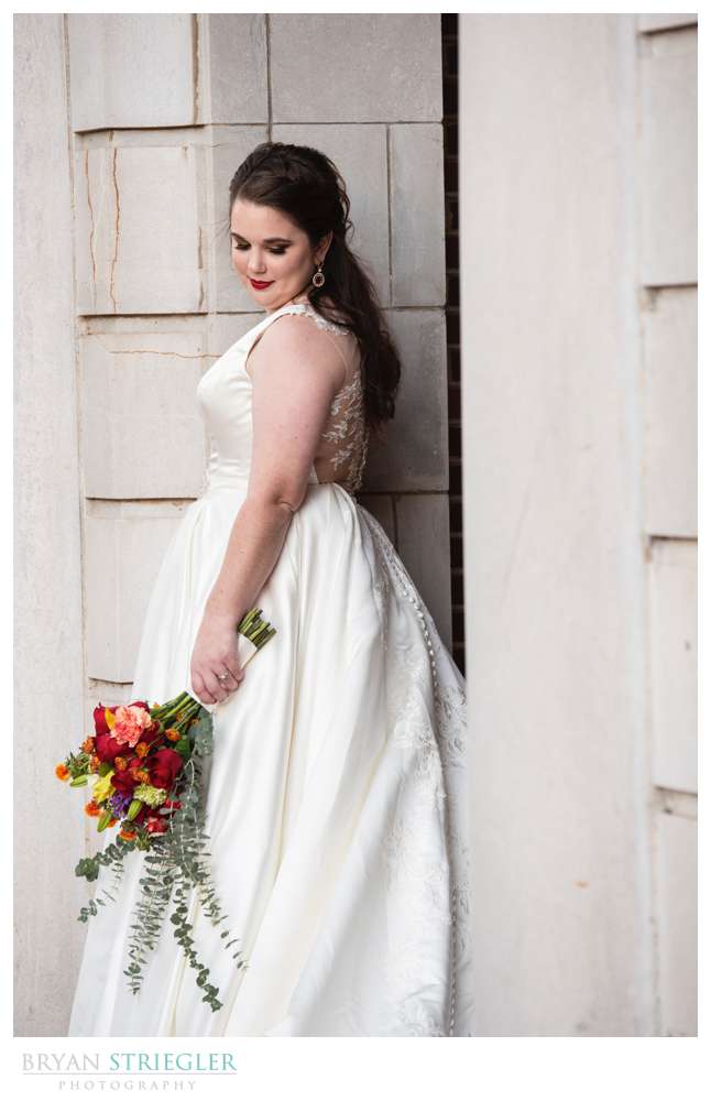 bridal portraits in the city