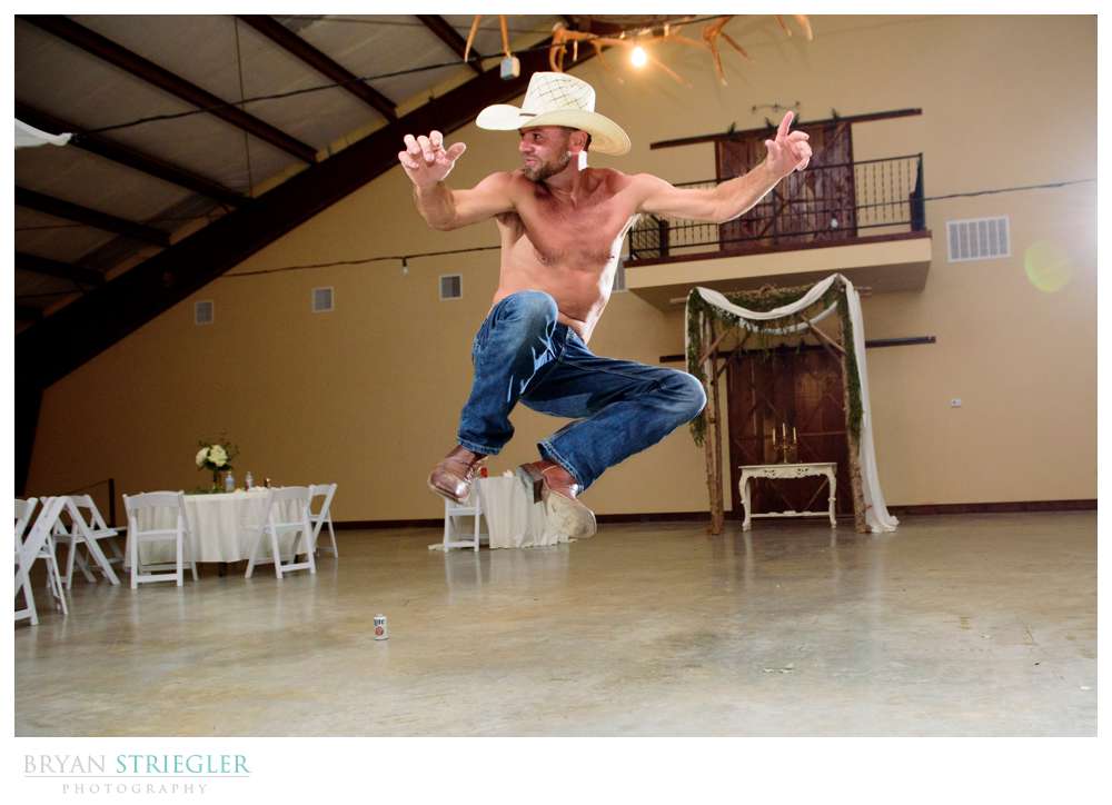 8 second dance at wedding