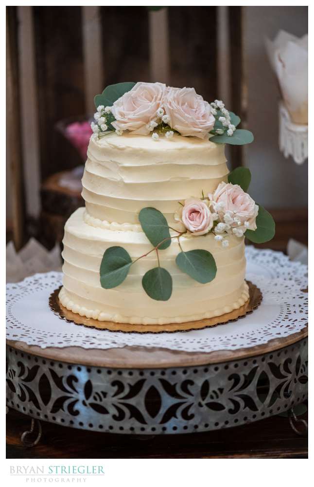 flower covered wedding cake