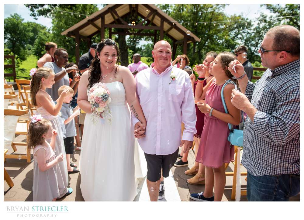 ending of wedding ceremony