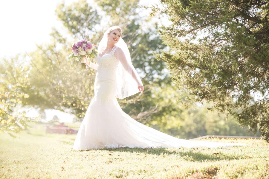 Arkansas bridal portraits at Sassafras Springs