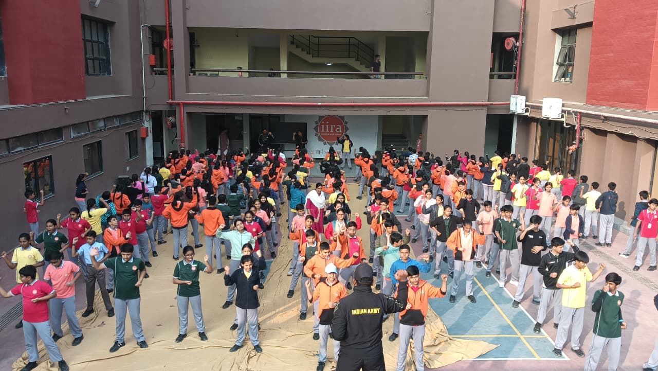 Self defence training session at IIRA INT 