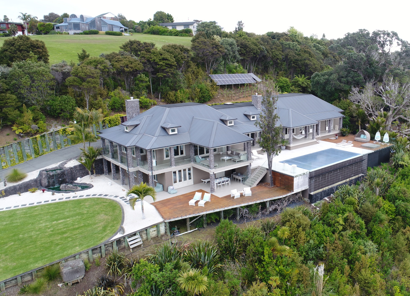 Free property data for 24 Kotare Place, Sandspit homes.co.nz