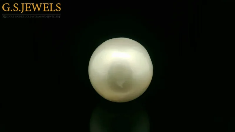 Natural South Sea pearl 6.90 cts