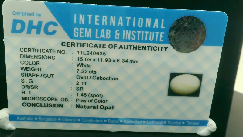 Natural Opal White 7.22 cts