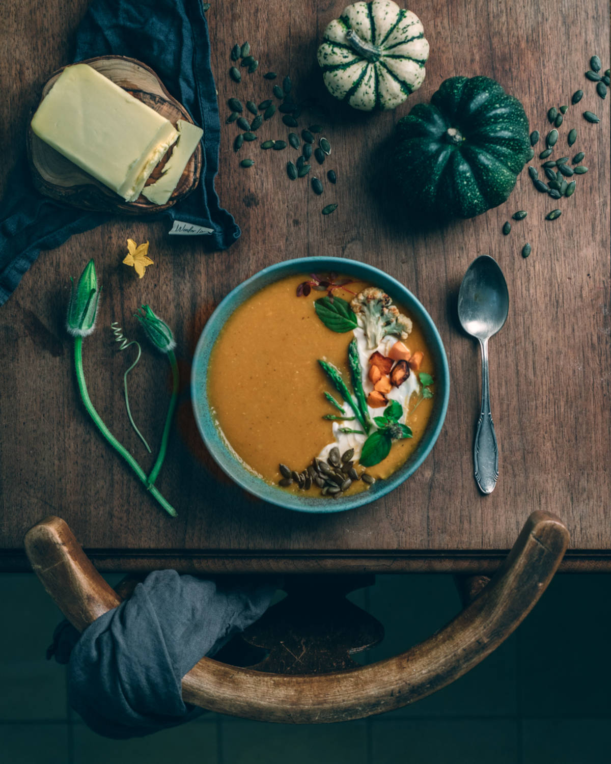 מרק דלעת ועדשים כתומות