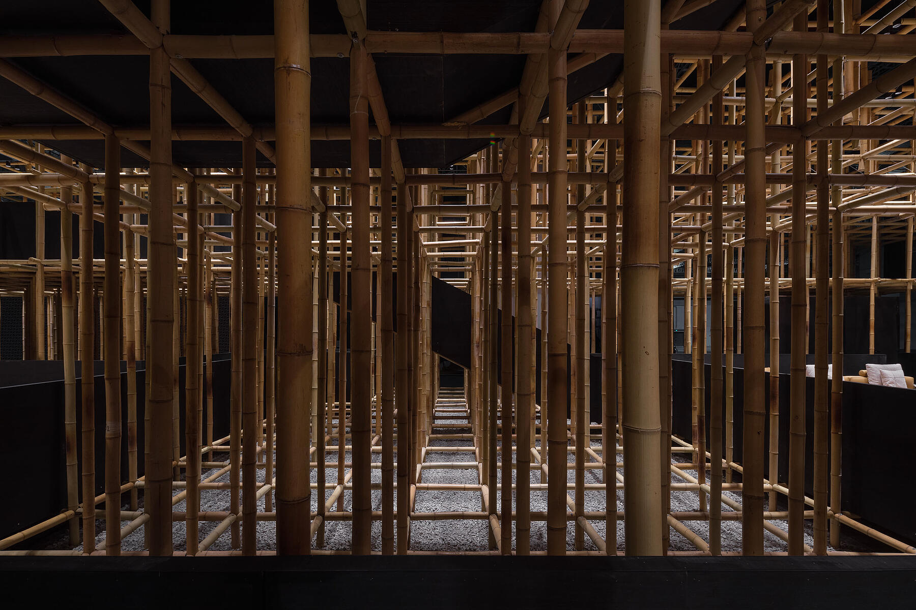 https://res.cloudinary.com/dhqpdxwh7/image/upload/v1669209438/clone-neriandhu-uploads/neri_hu_exhibition_the_structural_field_photo_by_runzi_zhu_4_ba0d9eccf5.jpg