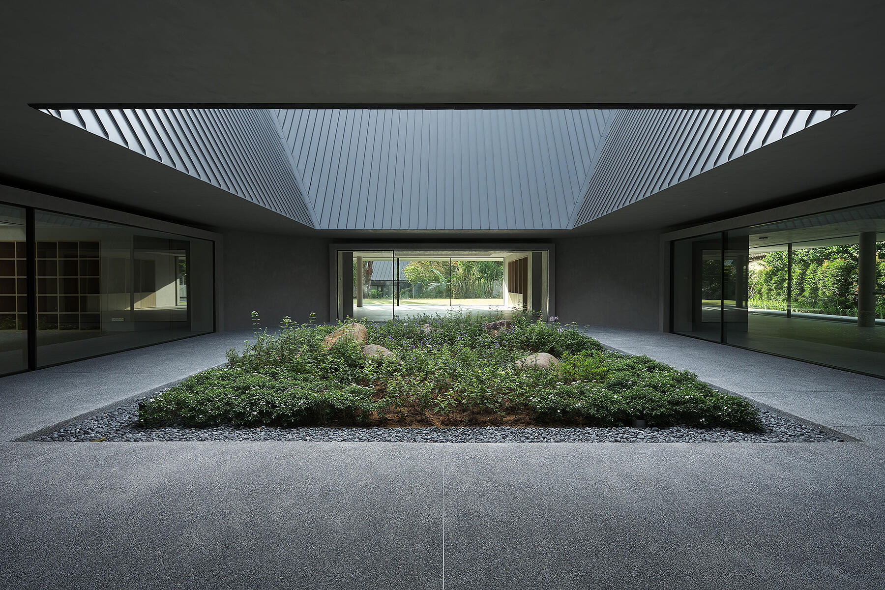 https://res.cloudinary.com/dhqpdxwh7/image/upload/v1669209836/clone-neriandhu-uploads/neri_hu_project_singapore_residence_photo_by_fabian_ong_4_e8e0688bf9.jpg