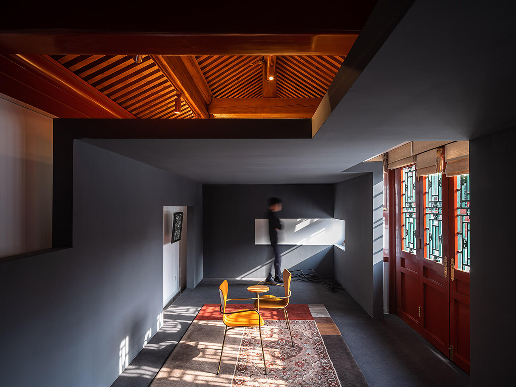 https://res.cloudinary.com/dhqpdxwh7/image/upload/v1669210455/clone-neriandhu-uploads/reflective_domesticity_ad_casa_nerihu_11_de30f9f964.jpg