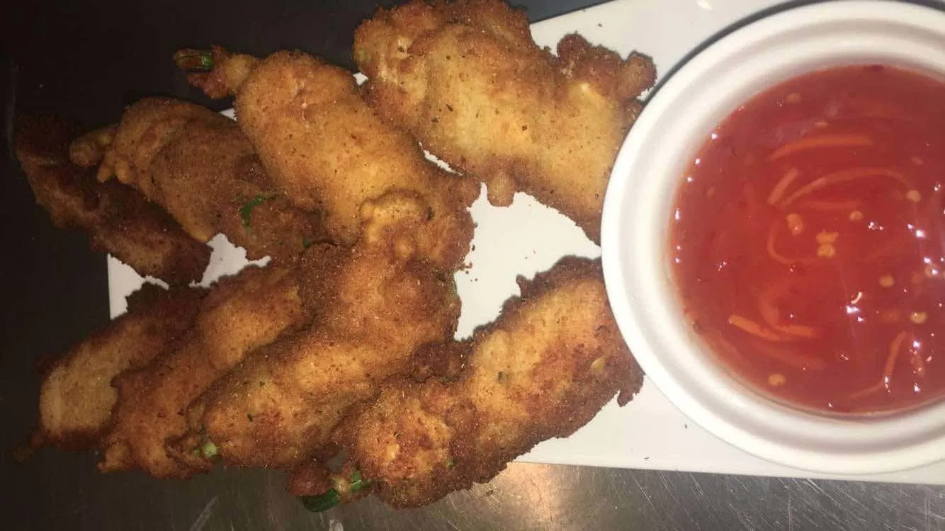 Dining presentation detail