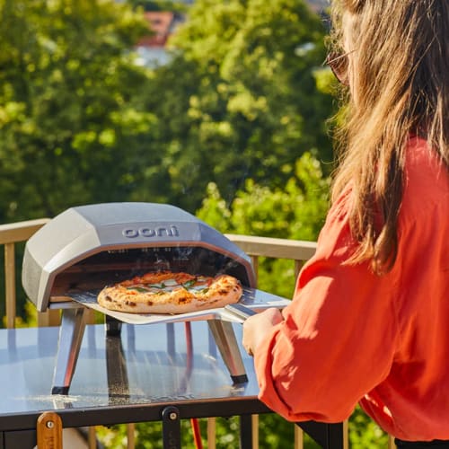Ooni Koda 12 - 1st Generation Pizza Oven & Pizza Peel