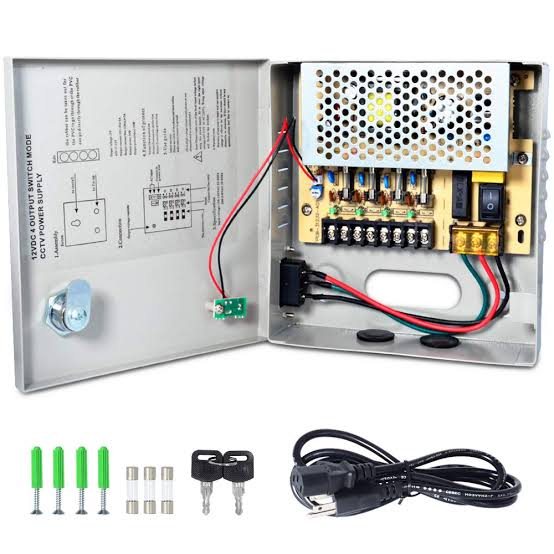 CCTV 4 channel power supply (boxed)
