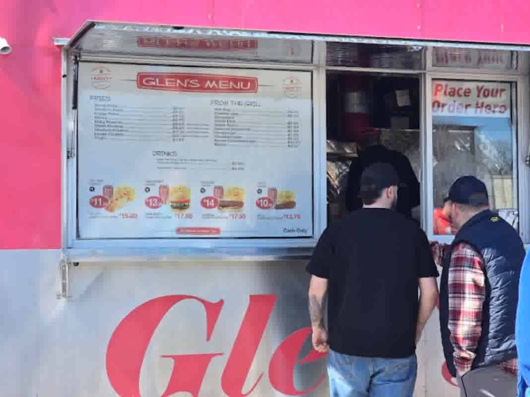 Glen’s Chip Wagon-photo