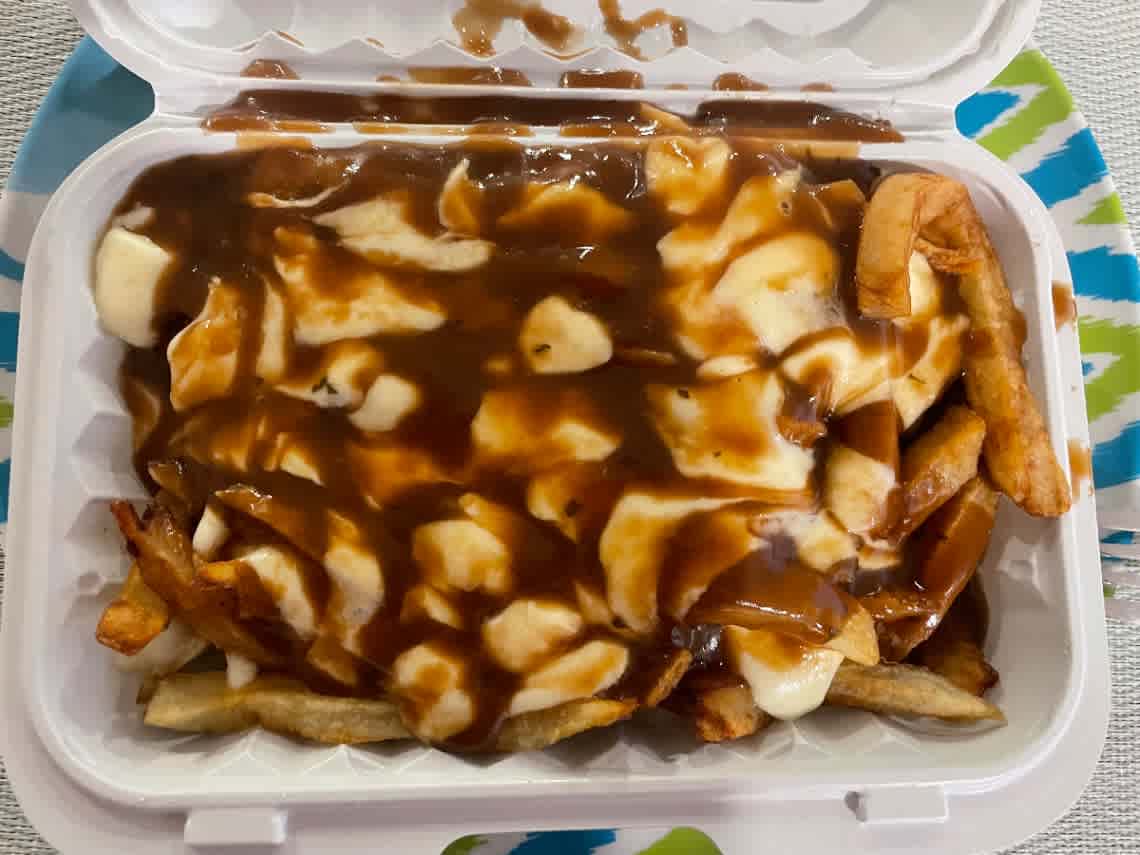 Chips & Dairy poutine